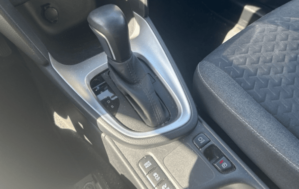 toyota-yaris-cross-116h-design-my22 - 974434713