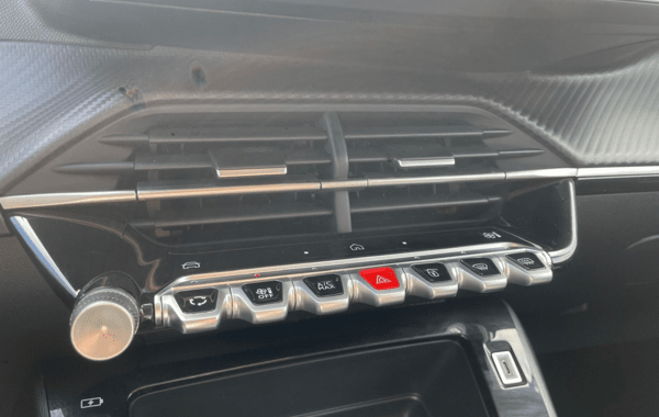 peugeot-208-1-2-hybrid-110ch-allure-e-dcs6 - 974704713