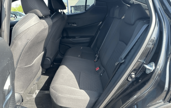 toyota-c-hr-184h-edition-2wd-e-cvt-my20 - 974934713