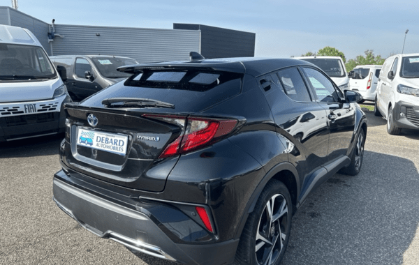 toyota-c-hr-184h-edition-2wd-e-cvt-my20 - 974934713