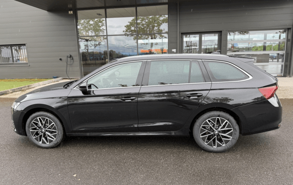 skoda-octavia-combi-2-0-tdi-scr-150ch-selection-dsg7 - 975754713