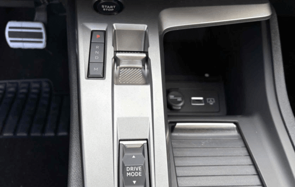 peugeot-308-1-5-bluehdi-130ch-s-s-gt-eat8 - 975854713