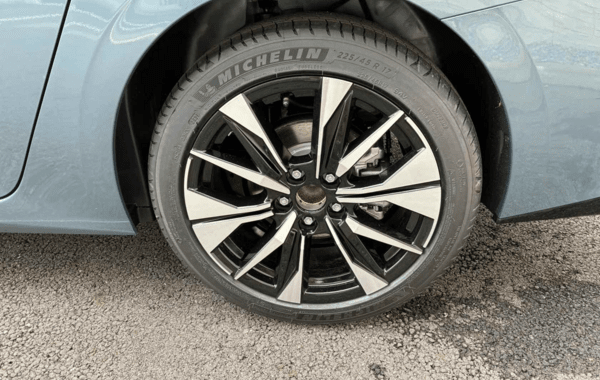 peugeot-308-sw-1-5-bluehdi-130ch-s-s-allure-eat8 - 975924713
