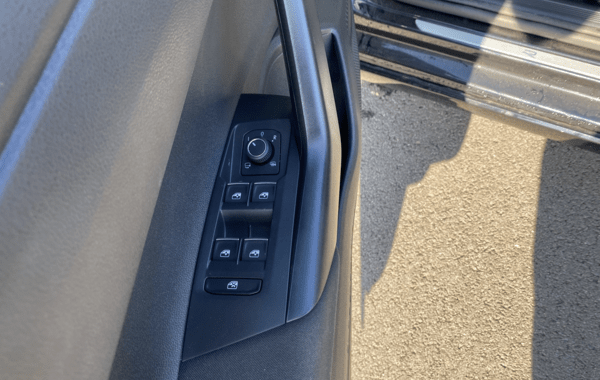 volkswagen-taigo-1-0-tsi-116ch-r-line-dsg7 - 976024713
