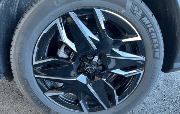 peugeot-3008-1-2-hybrid-136ch-gt-e-dcs6 - 976744713