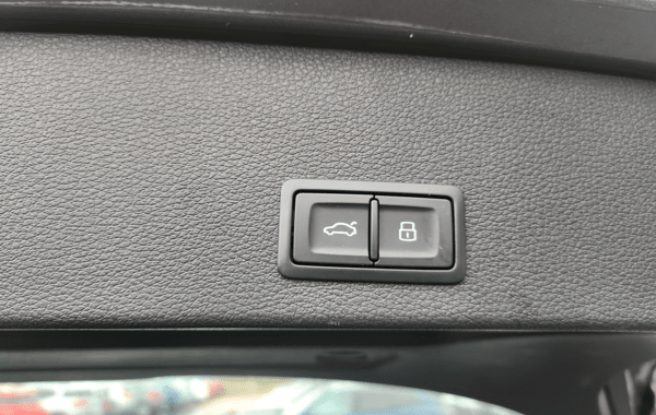 audi-q2-35-tdi-150ch-s-line-s-tronic-7 - 976834713