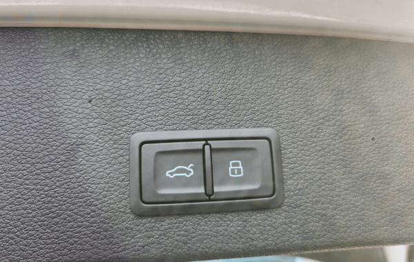 audi-q2-35-tdi-150ch-s-line-s-tronic-7 - 976894713