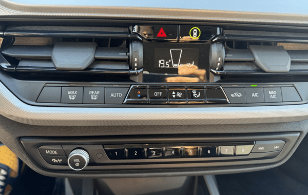 bmw-serie-1-f40-116ia-109ch-business-design-dkg7 - 976984713