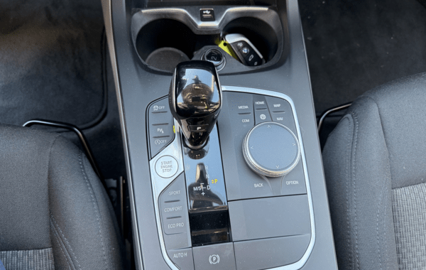 bmw-serie-1-f40-116ia-109ch-business-design-dkg7 - 976984713