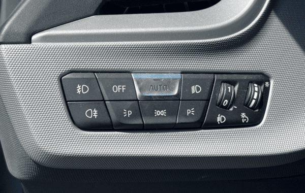 bmw-serie-1-f40-116ia-109ch-business-design-dkg7 - 977494713
