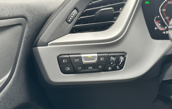bmw-serie-1-f40-116ia-109ch-business-design-dkg7 - 977534713