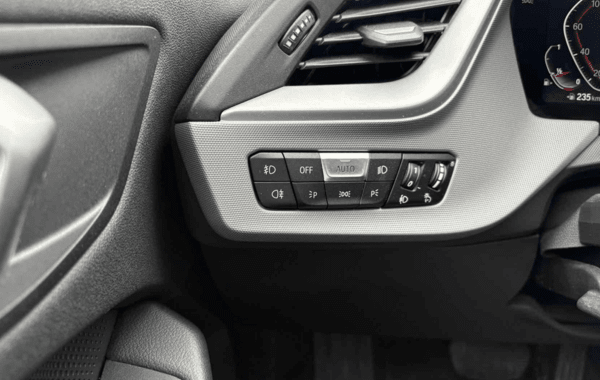 bmw-serie-1-f40-116ia-109ch-business-design-dkg7 - 977594713