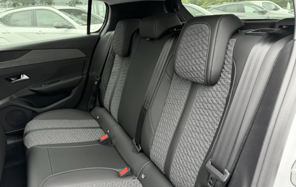 peugeot-308-1-5-bluehdi-130ch-s-s-allure-eat8 - 978344713