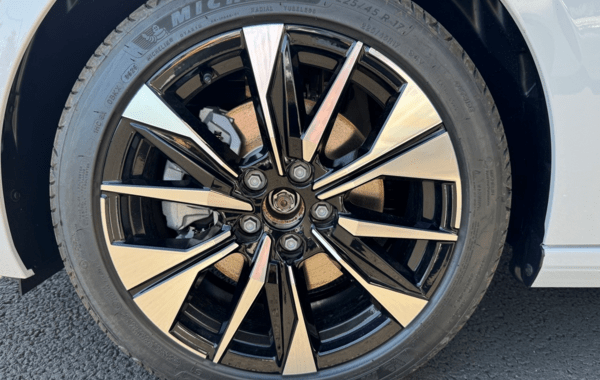 peugeot-308-1-5-bluehdi-130ch-s-s-allure-eat8 - 978374713