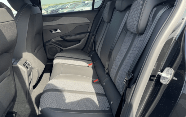 peugeot-308-1-5-bluehdi-130ch-s-s-allure-eat8 - 978424713