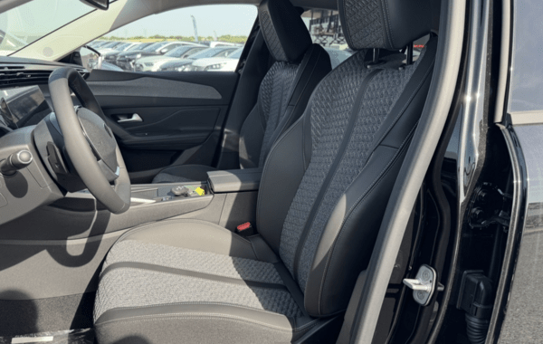 peugeot-308-1-5-bluehdi-130ch-s-s-allure-eat8 - 978424713