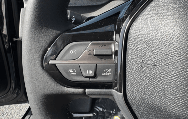 peugeot-308-1-5-bluehdi-130ch-s-s-allure-eat8 - 978424713