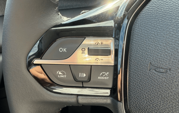 peugeot-308-1-5-bluehdi-130ch-s-s-allure-eat8 - 978484713