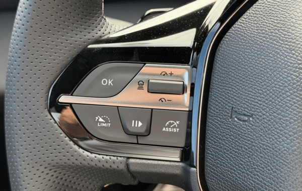 peugeot-308-1-5-bluehdi-130ch-s-s-gt-eat8 - 978514713