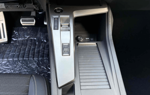 peugeot-308-1-5-bluehdi-130ch-s-s-gt-eat8 - 978524713