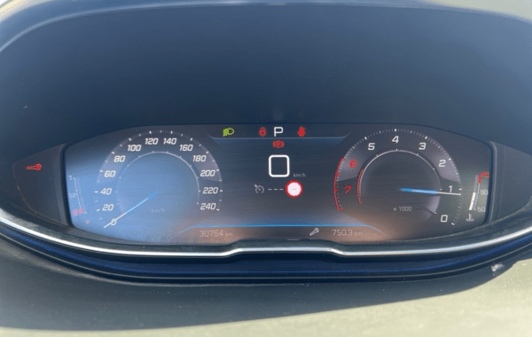 peugeot-3008-1-2-puretech-130ch-s-s-allure-eat8 - 978564713