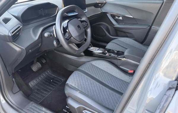 peugeot-2008-1-2-puretech-130ch-s-s-allure-eat8 - 978684713