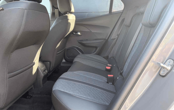 peugeot-2008-1-2-puretech-130ch-s-s-allure-eat8 - 978684713