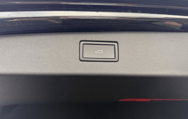 volkswagen-tiguan-2-0-tdi-150ch-life-dsg7 - 979024713