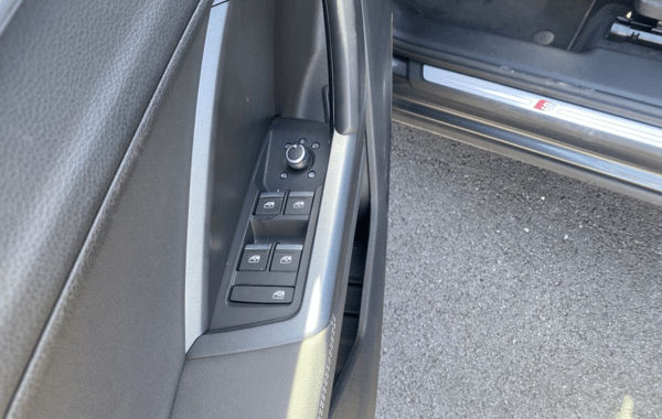 audi-q3-35-tdi-150ch-s-line-s-tronic-7 - 979304713