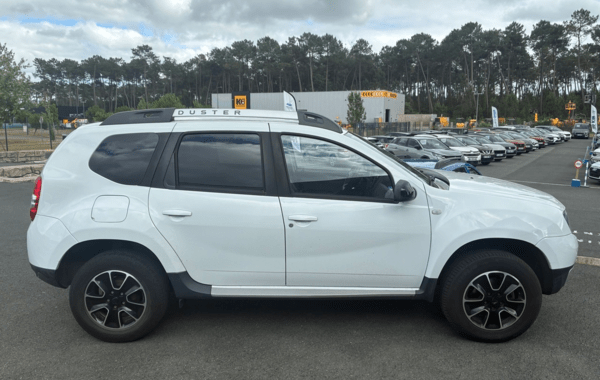 dacia-duster-1-5-dci-110ch-black-touch-2017-4x2 - 979554713