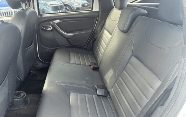 dacia-duster-1-5-dci-110ch-black-touch-2017-4x2 - 979554713