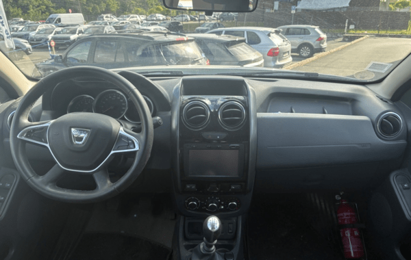 dacia-duster-1-5-dci-110ch-black-touch-2017-4x2 - 979554713