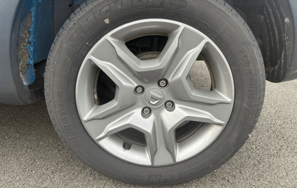 dacia-sandero-0-9-tce-90ch-stepway-18 - 979564713