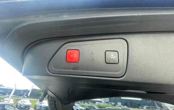 peugeot-3008-1-5-bluehdi-130ch-e6-c-allure-business-s-s-eat8 - 979674713