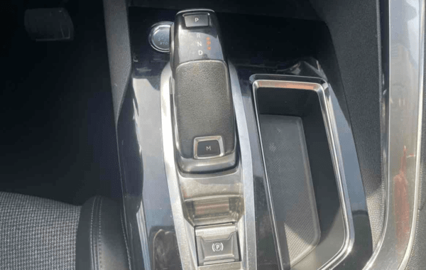 peugeot-3008-1-5-bluehdi-130ch-e6-c-allure-business-s-s-eat8 - 979674713