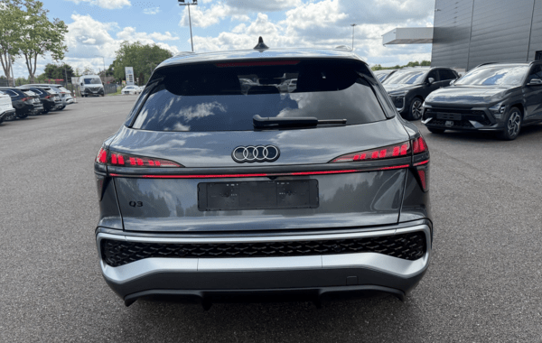 audi-q3-1-5-tfsi-150ch-hybride-s-line-s-tronic-7 - 979774713