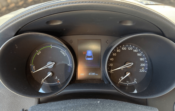 toyota-c-hr-122h-edition-2wd-e-cvt-rc18 - 979814713