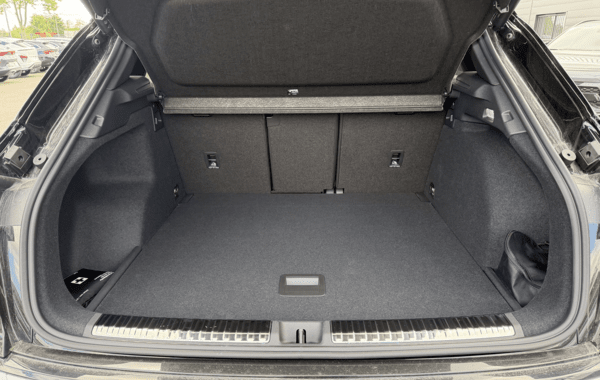 audi-q3-1-5-tfsi-150ch-hybride-s-line-s-tronic-7 - 979884713