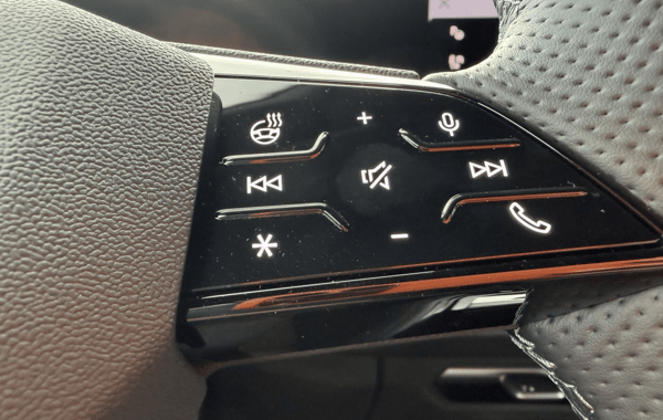 audi-q3-1-5-tfsi-150ch-hybride-s-line-s-tronic-7 - 979884713