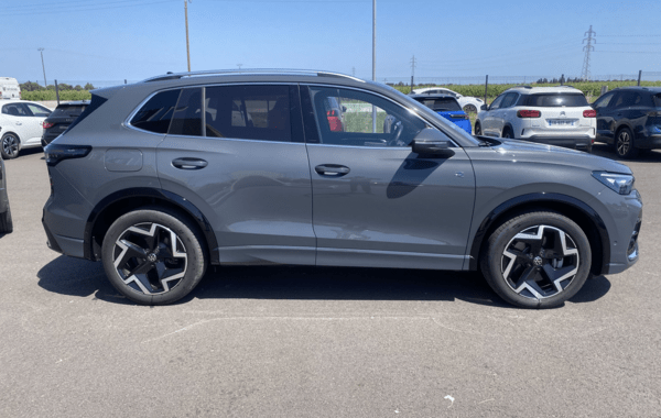 volkswagen-tiguan-2-0-tdi-150ch-r-line-dsg7 - 979924713