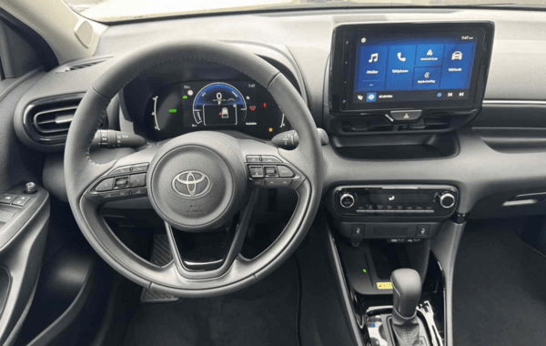 toyota-yaris-116h-design-5p-my25 - 980004713
