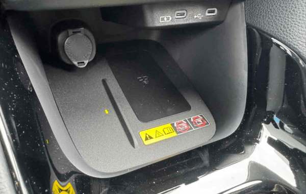 toyota-yaris-116h-design-5p-my25 - 980084713