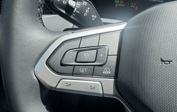 volkswagen-tiguan-1-5-etsi-150ch-life-dsg7 - 980194713