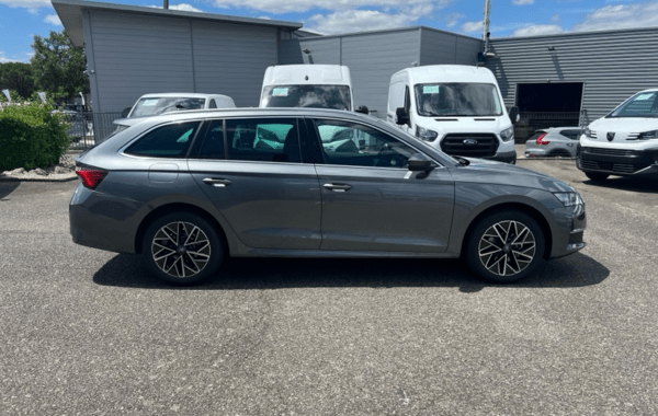 skoda-octavia-combi-2-0-tdi-scr-150ch-selection-dsg7 - 980204713