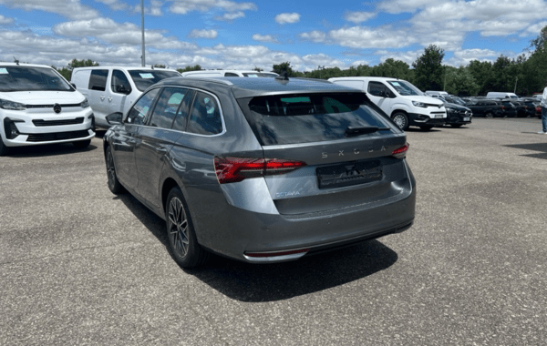 skoda-octavia-combi-2-0-tdi-scr-150ch-selection-dsg7 - 980204713