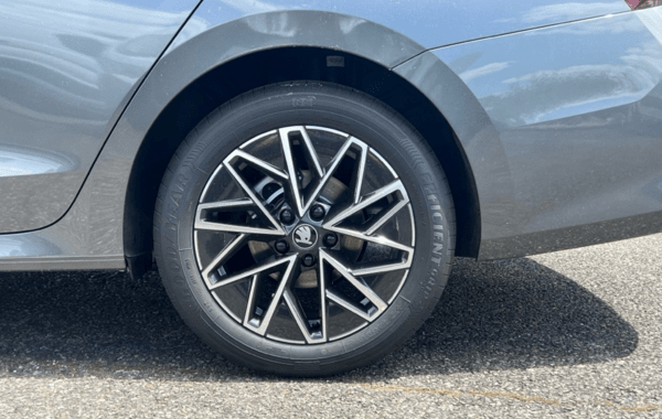 skoda-octavia-combi-2-0-tdi-scr-150ch-selection-dsg7 - 980204713