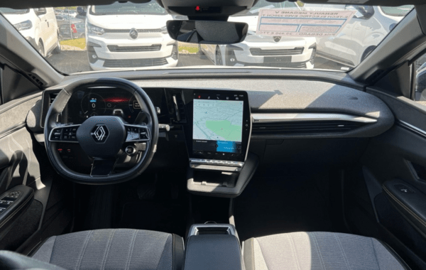 renault-megane-v-e-tech-electric-ev60-220ch-techno-super-charge-c - 980254713