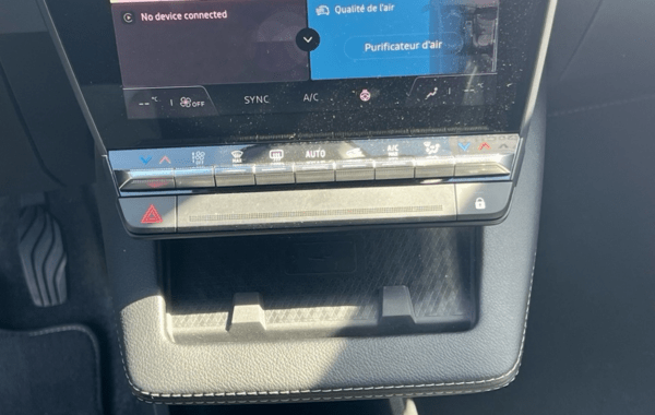 renault-megane-v-e-tech-electric-ev60-220ch-techno-super-charge-c - 980254713