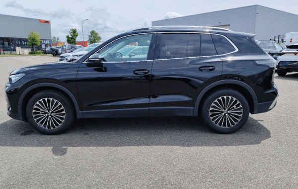 volkswagen-tiguan-1-5-etsi-150ch-elegance-dsg7 - 980354713