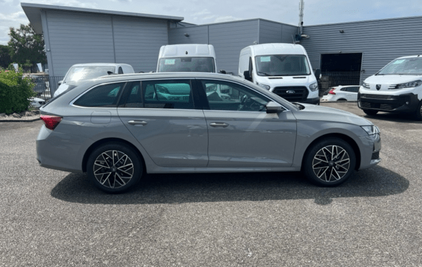skoda-octavia-combi-2-0-tdi-scr-150ch-selection-dsg7 - 980654713